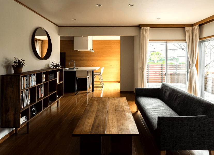 写真:光の差し込む部屋